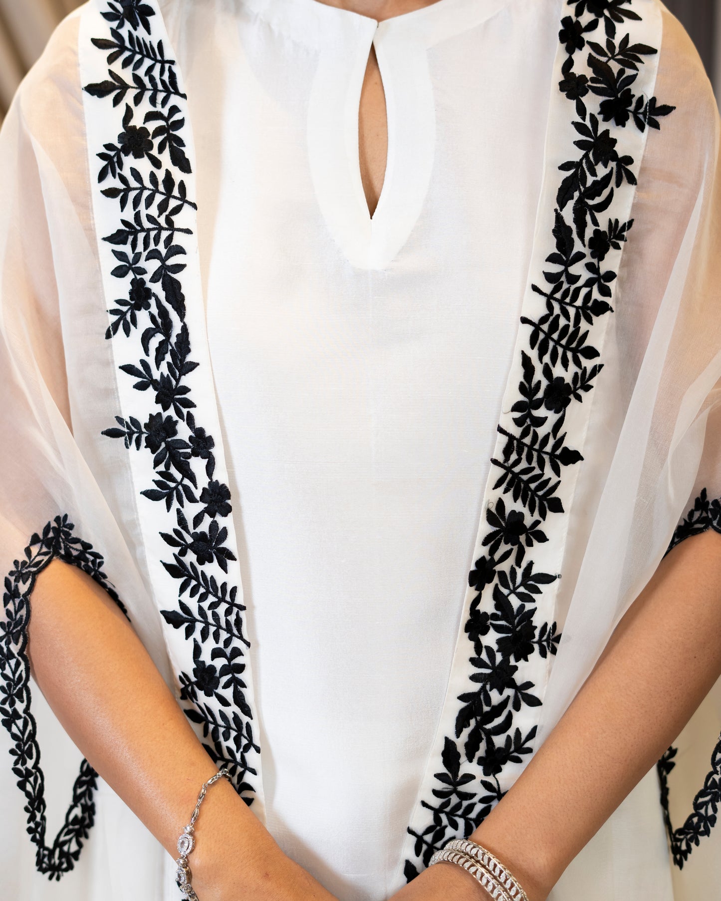“Ethereal Elegance – White & Black Organza & Silk Ensemble”